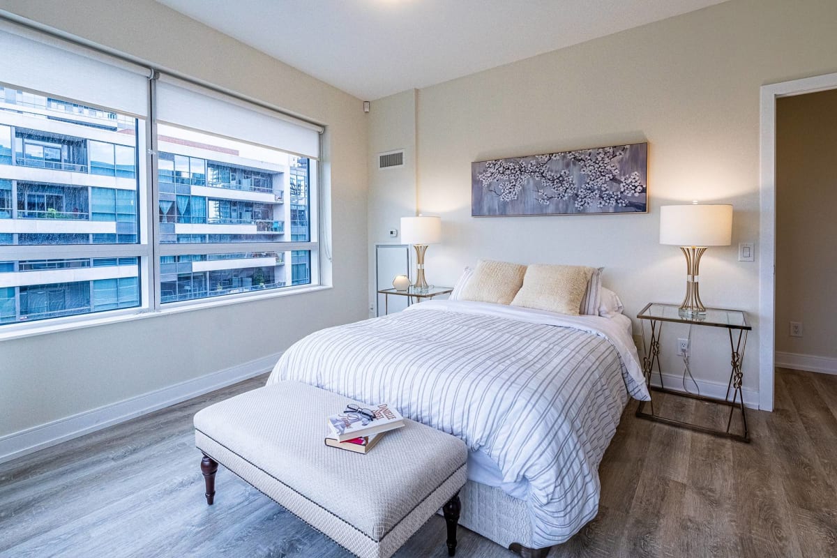 Port Credit Residences — photo 2