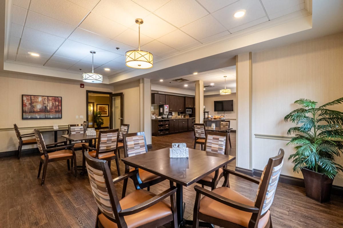 Richmond Hill Retirement Residence — photo 3