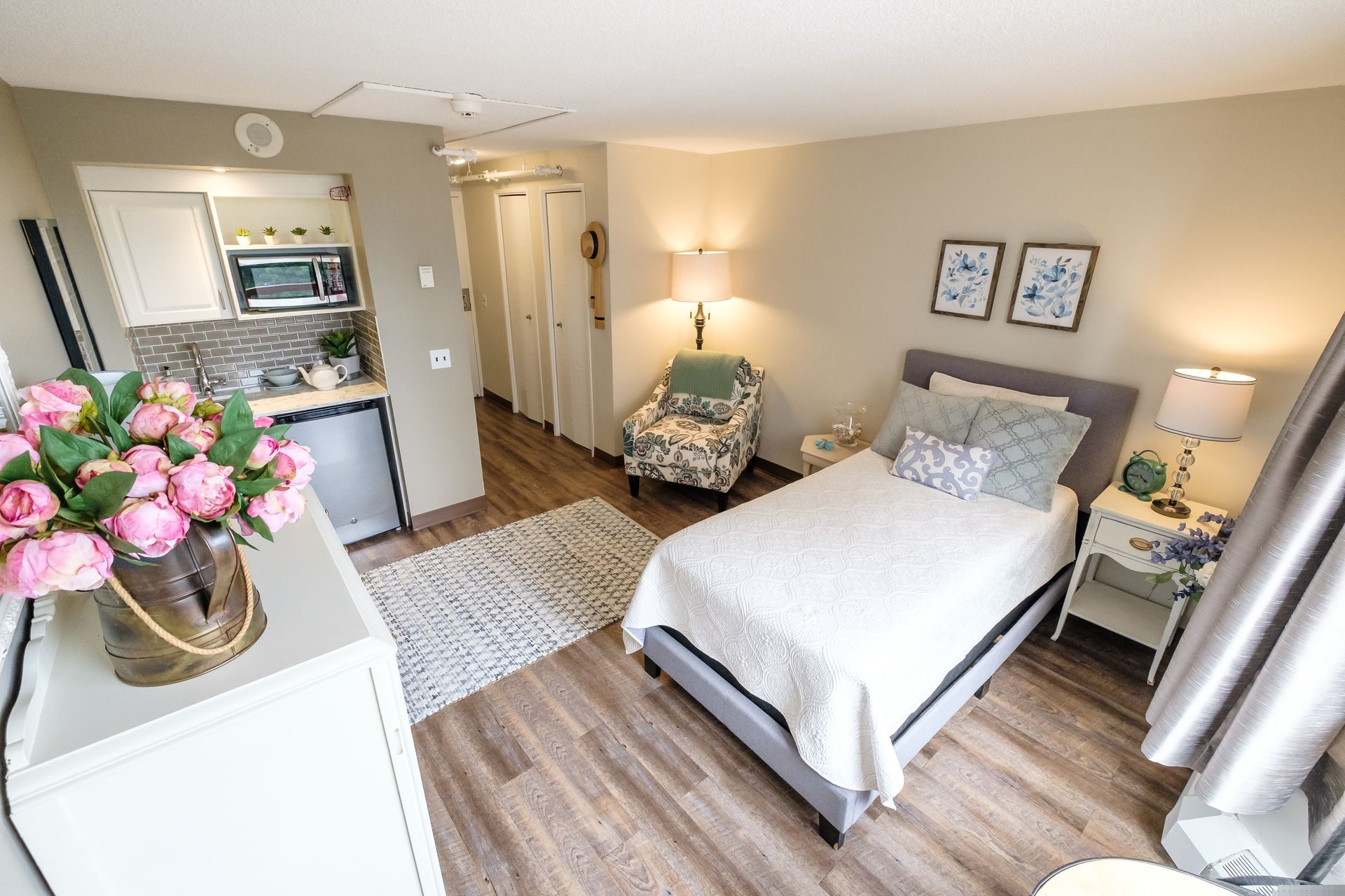 Oakville Senior Citizens Residence — photo 2