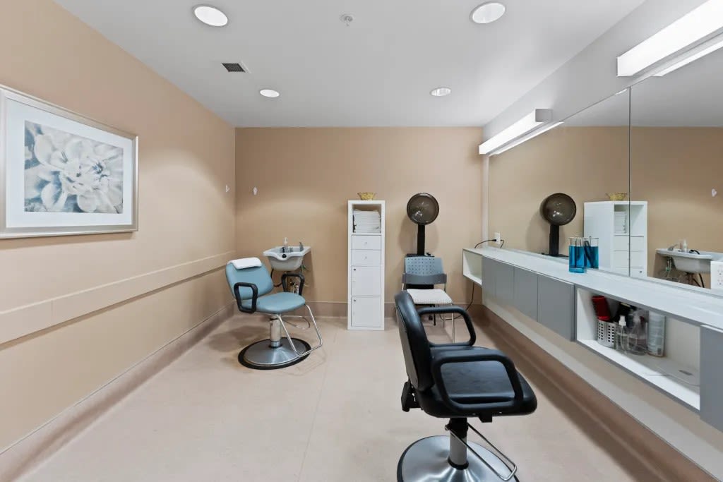 Granville Gardens - Verve Senior Living — photo 3