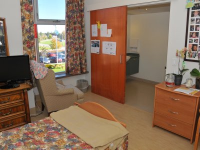 Extendicare Hamilton — photo 3