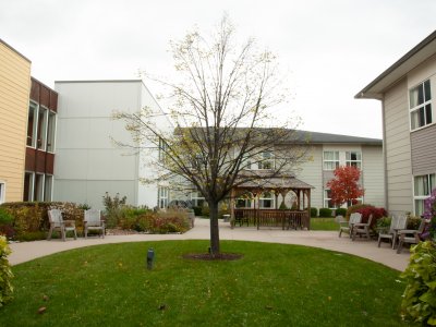 Extendicare Burloak — photo 2