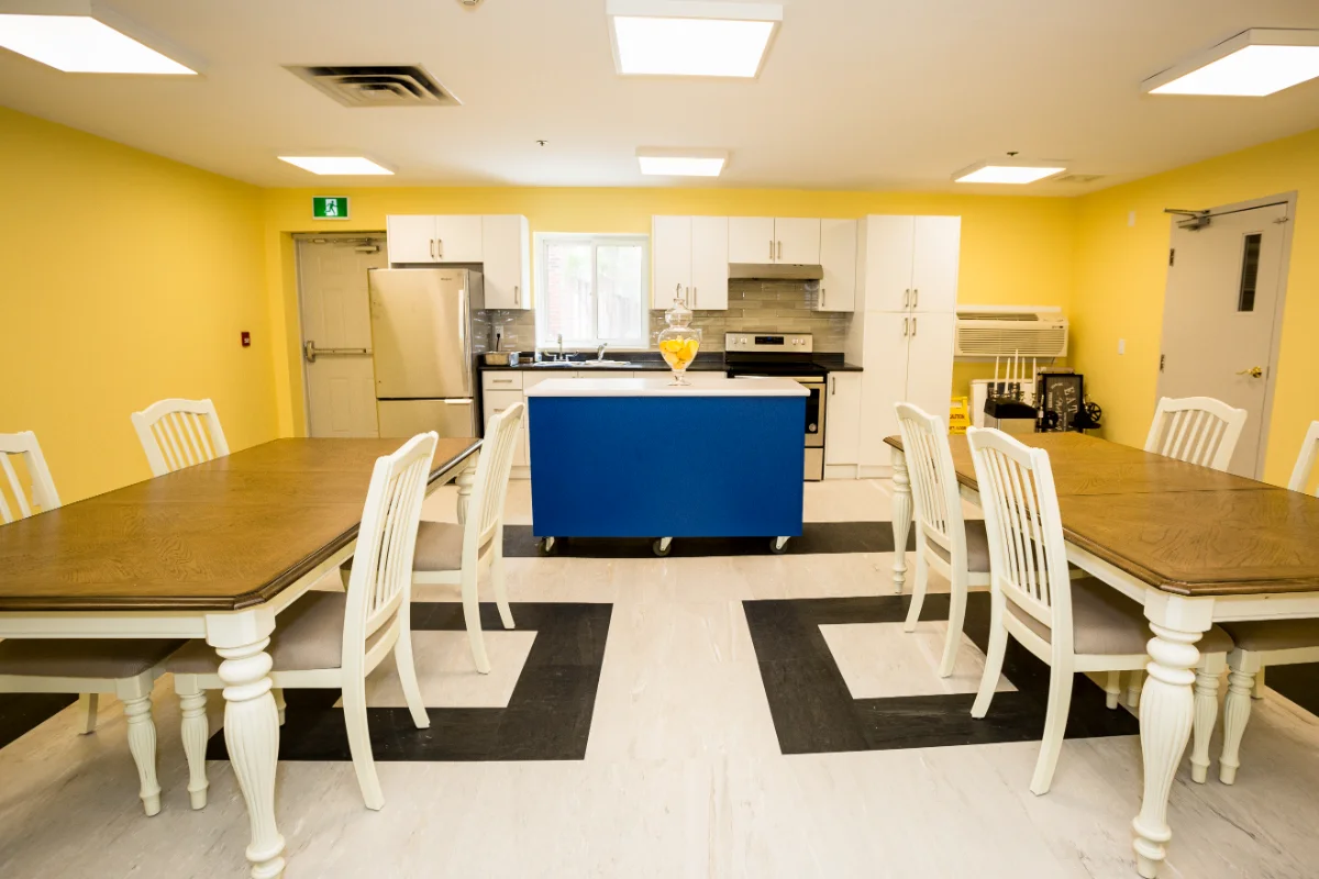 Kingsway Place Retirement Residence — photo 3
