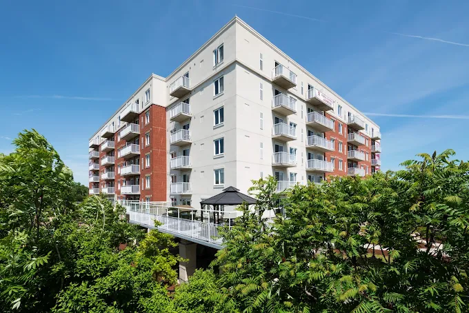 Beacon Heights Retirement Residence — photo 3
