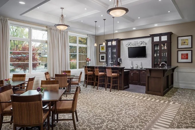 Chartwell Oak Ridges Retirement Community — photo 2