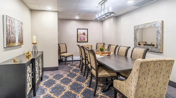 Chartwell Meadowbrook Retirement Community — photo 3