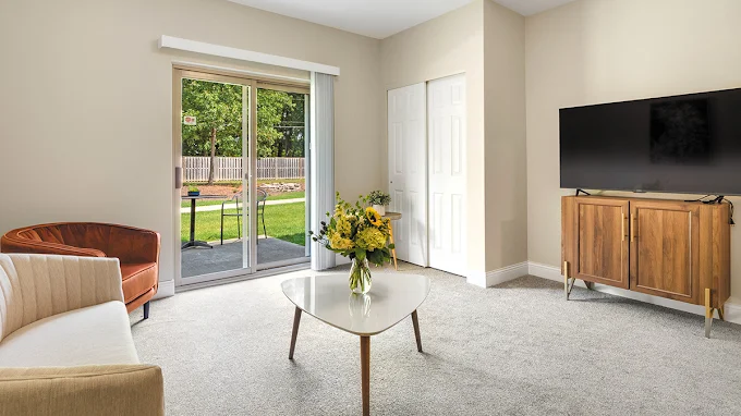 Chartwell Oak Park Terrace Retirement Residence — photo 2