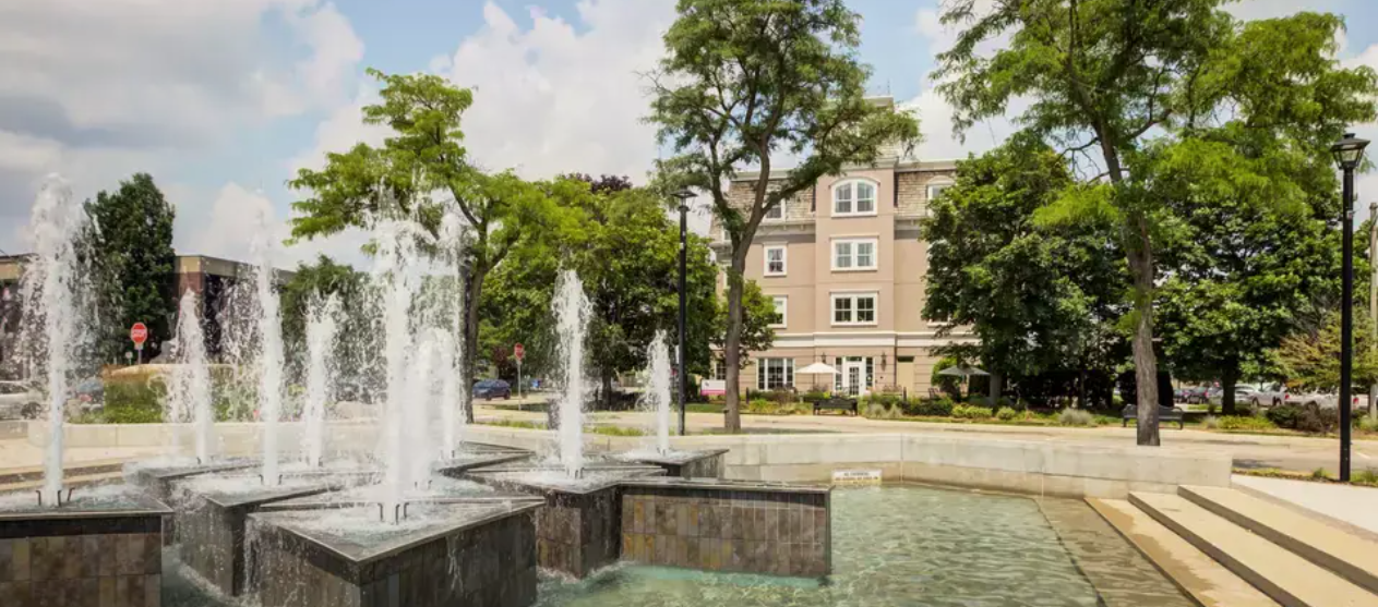 Chartwell Queen's Square Retirement Residence — exterior or featured photo