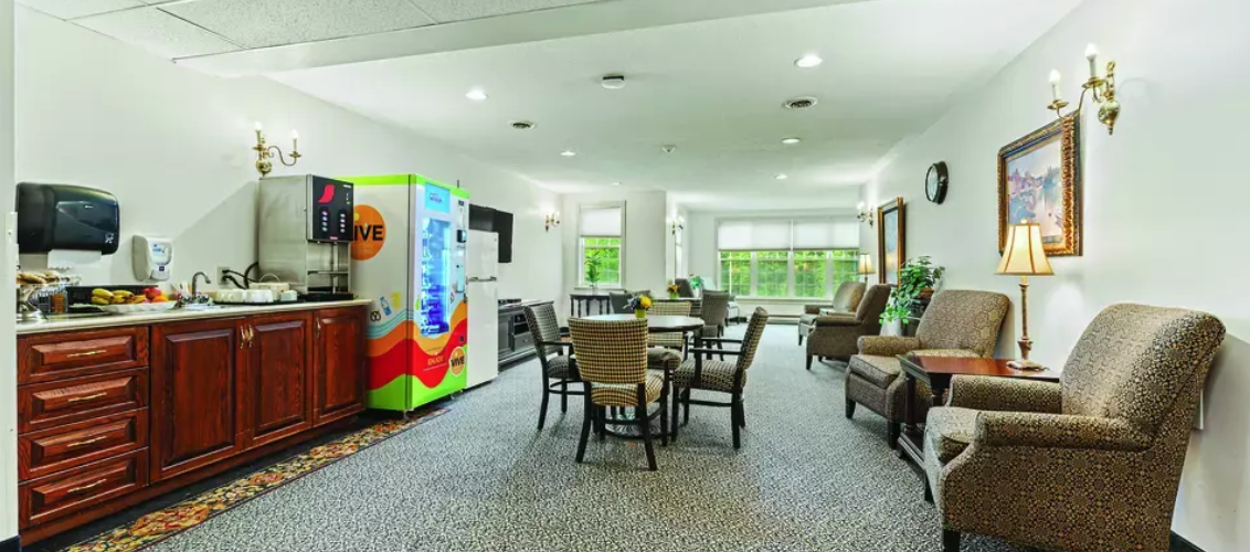 Chartwell Anne Hathaway Retirement Residence — photo 2