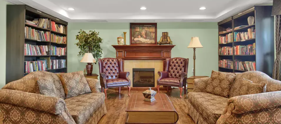 Chartwell Conservatory Pond Retirement Residence — photo 2