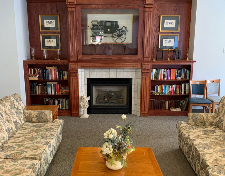 The Carriage House Retirement Residence — photo 2