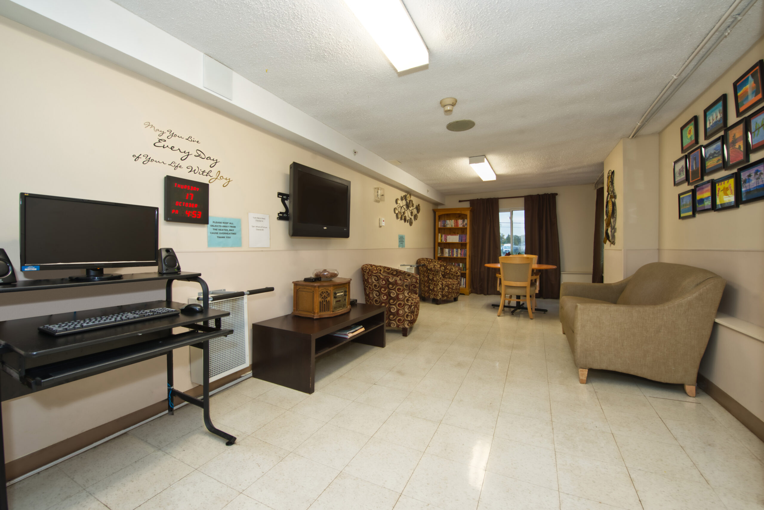 MacKenzie Place — photo 3
