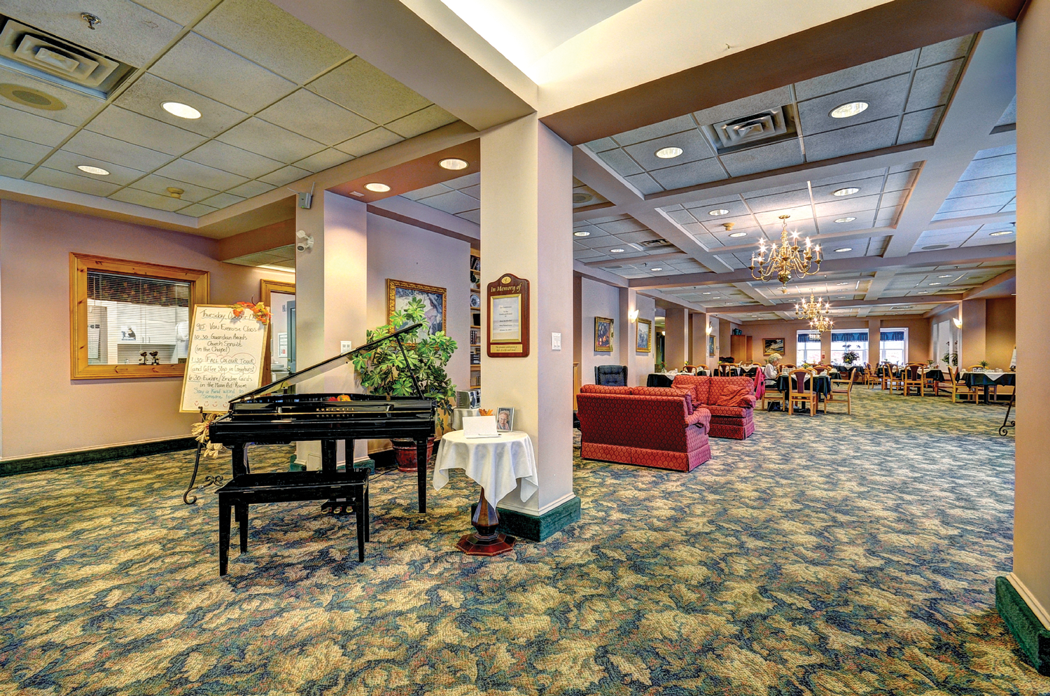 Champlain Manor Retirement Residence — photo 3