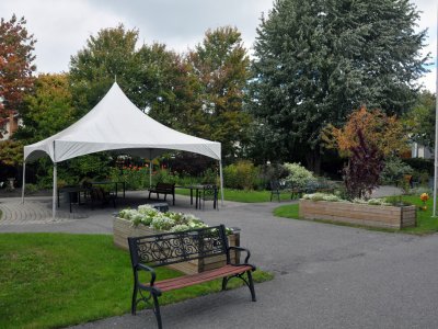Extendicare Laurier Manor — photo 2