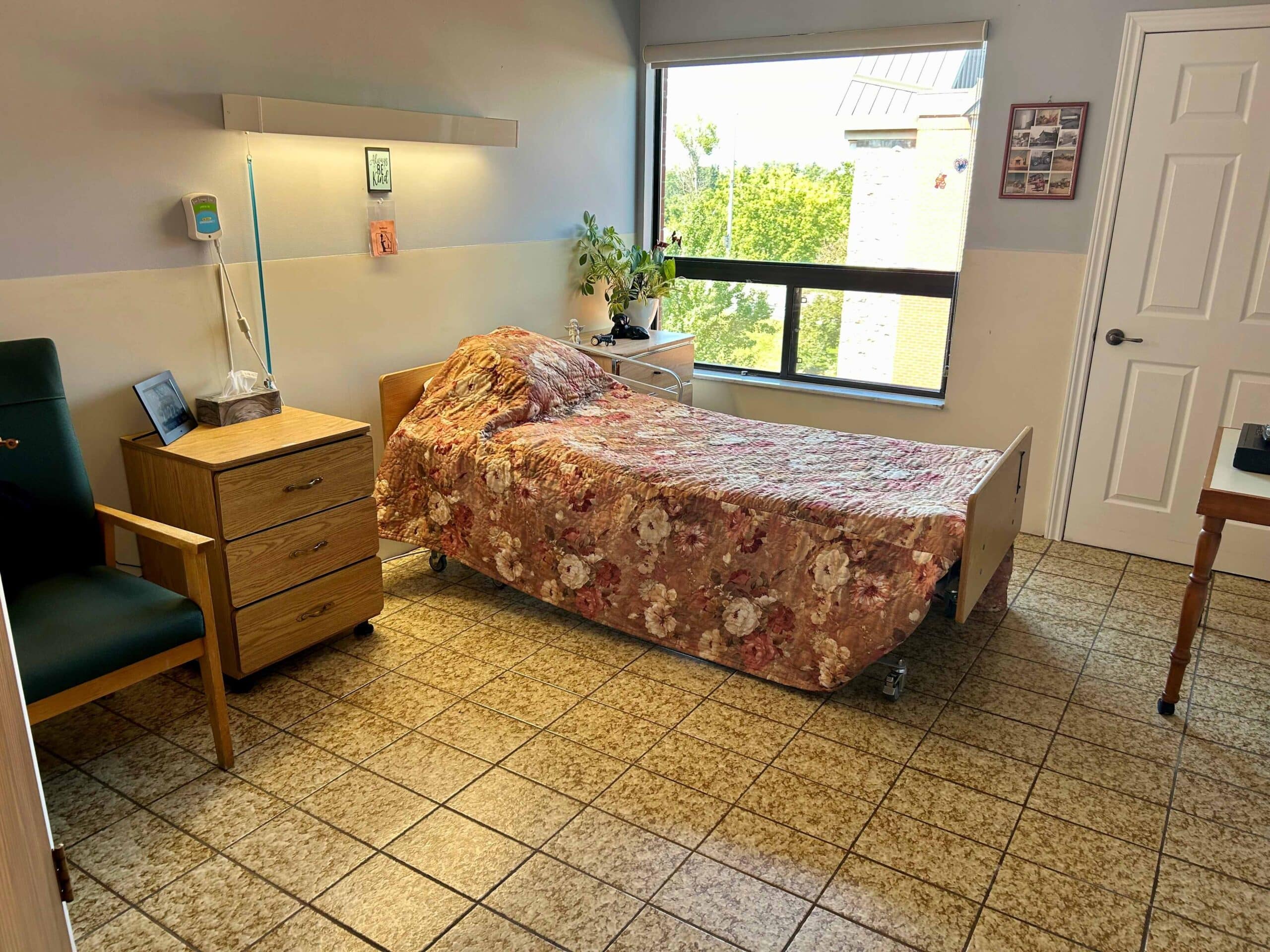 Kingsway Lodge Nursing and Retirement Home — exterior or featured photo