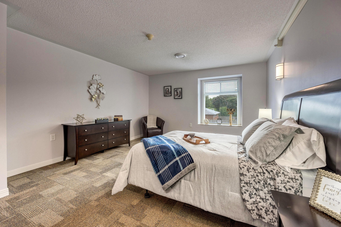 Rosewood Village — photo 2