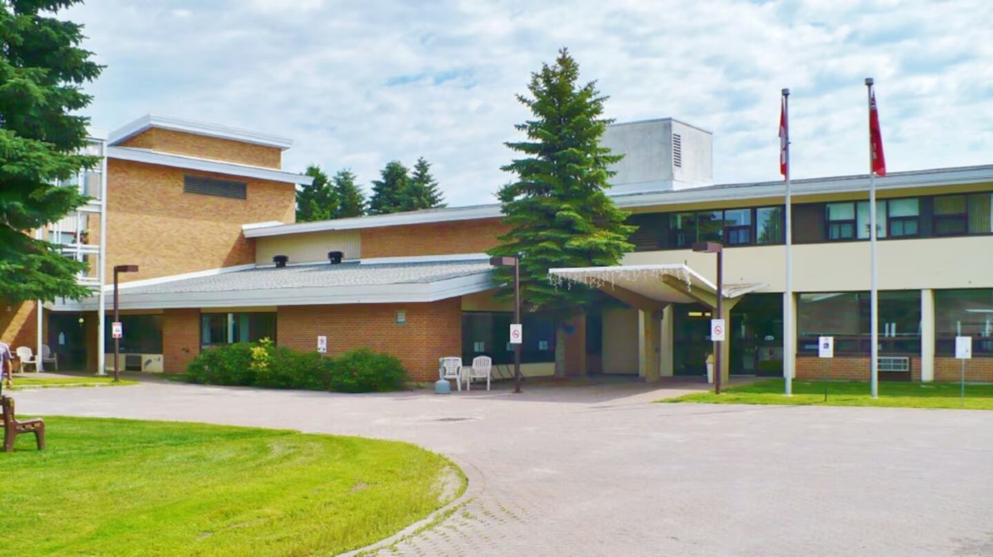Au Château Long-Term Care — exterior or featured photo