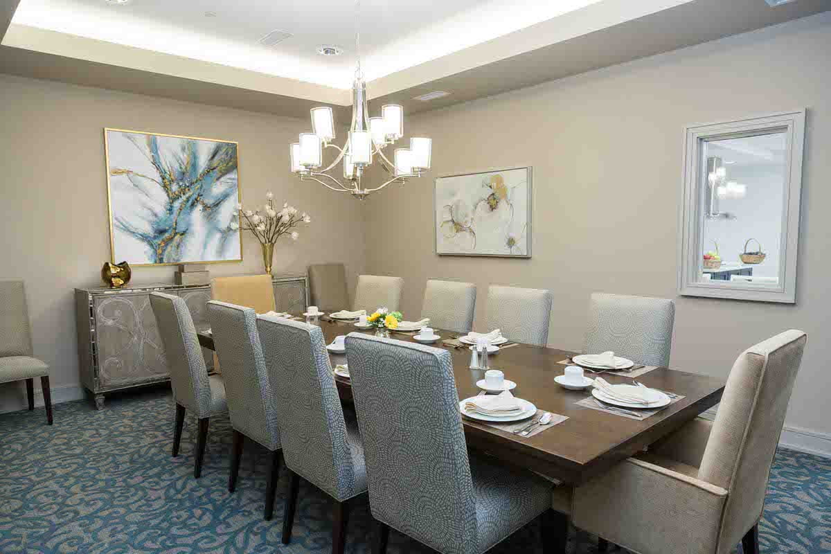 Royal Oak Senior Living — exterior or featured photo