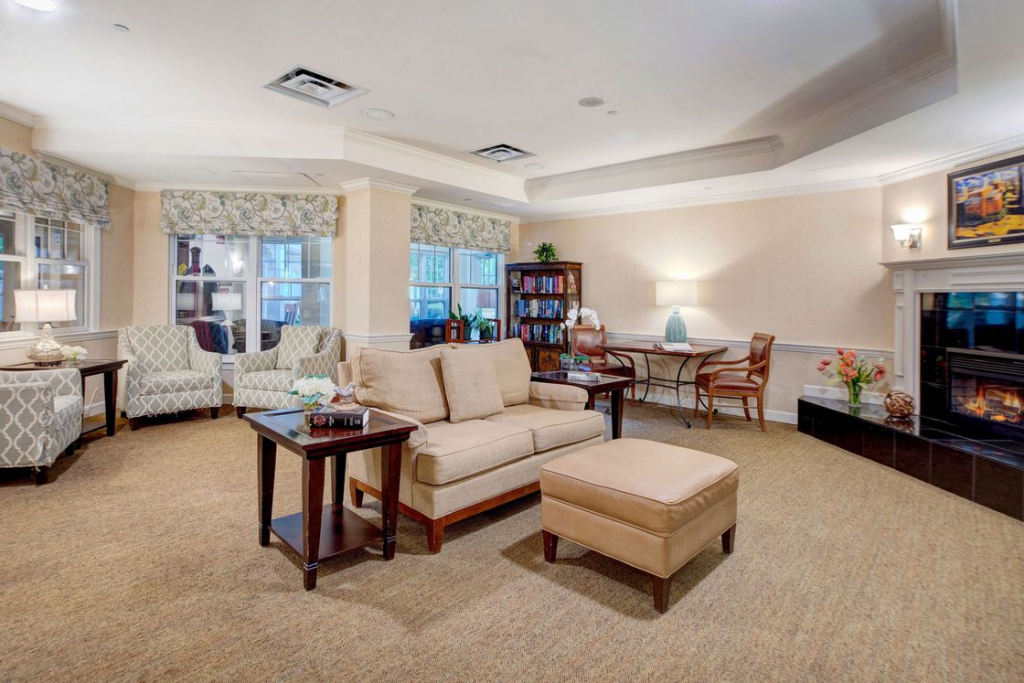 Sunrise Senior Living of Aurora — photo 2