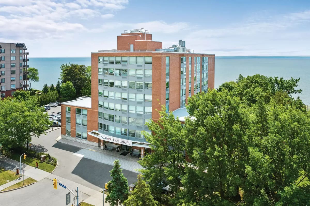 Chartwell Lakeshore Retirement Residence — exterior or featured photo