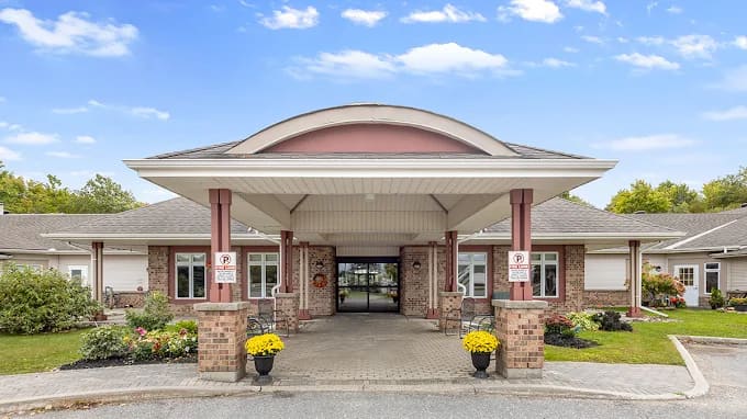 Van Horne Manor — exterior or featured photo