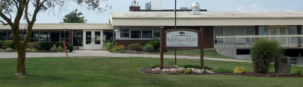 Knollcrest Lodge — exterior or featured photo