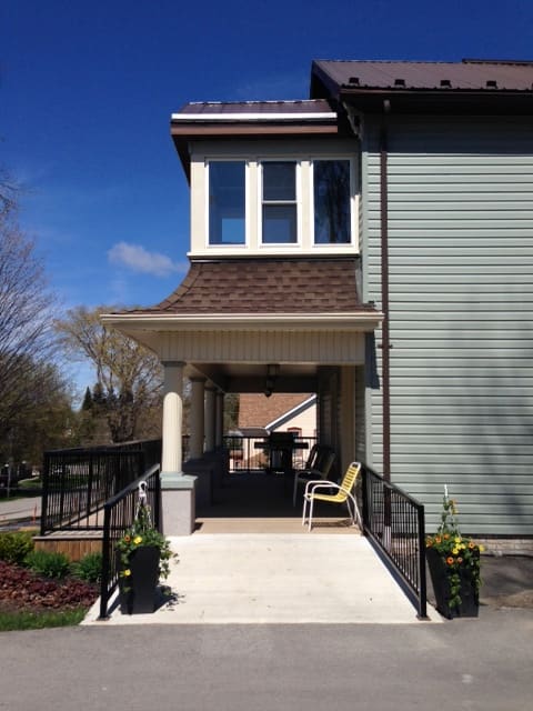 Bonnie Manor — exterior or featured photo