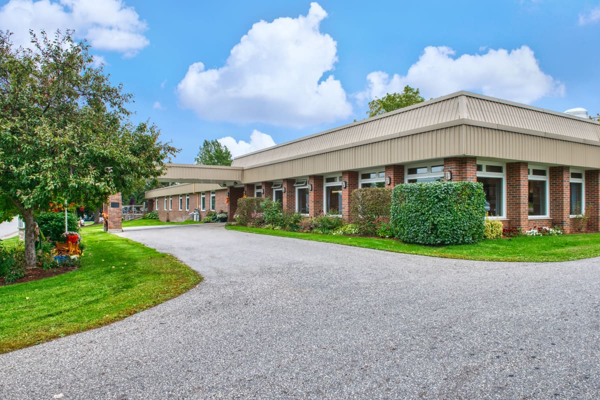 Pinecrest Manor — exterior or featured photo
