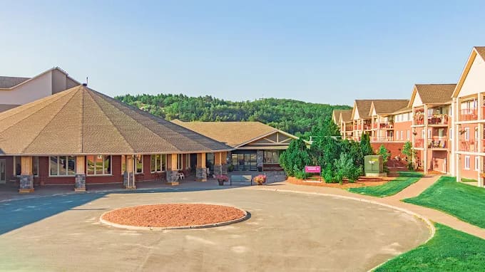 Chartwell Meadowbrook Retirement Community — exterior or featured photo