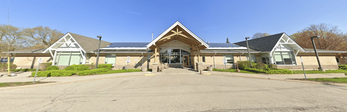 Woodingford Lodge - Tillsonburg — exterior or featured photo