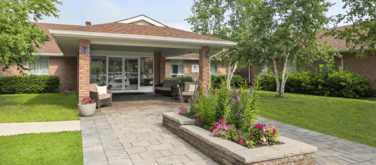 Chartwell Quail Creek Retirement Residence — exterior or featured photo