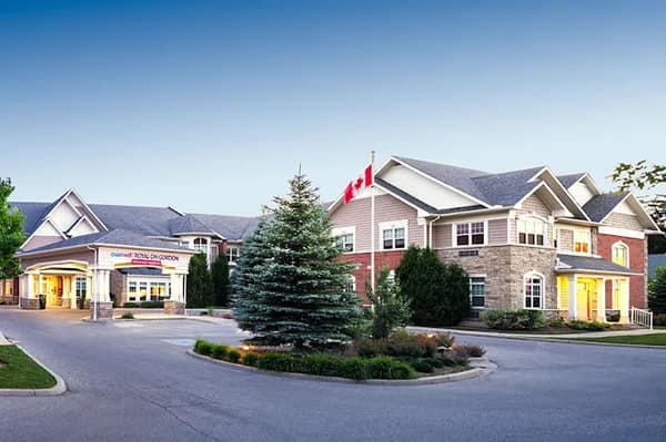 Chartwell Royal on Gordon Retirement Residence — photo 2