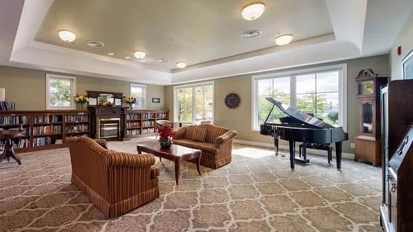 Chartwell Bayview Retirement Residence — photo 3