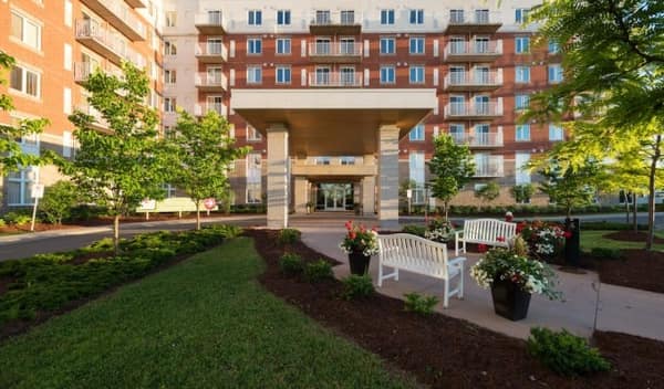 Beacon Heights Retirement Residence — exterior or featured photo