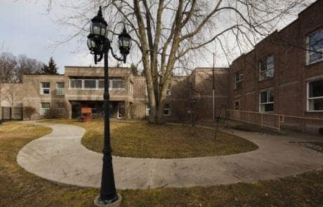 Port Perry Place — photo 2