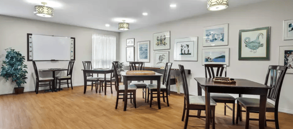 Chartwell Quail Creek Retirement Residence — photo 2