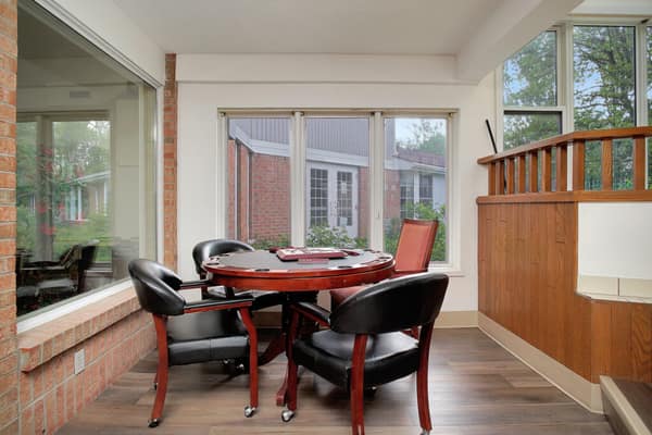 Beechwood Manor — photo 2
