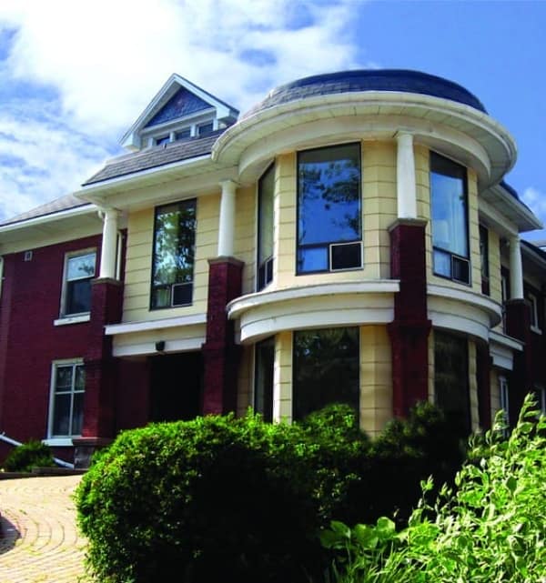 Queensway Long Term Care Home — exterior or featured photo