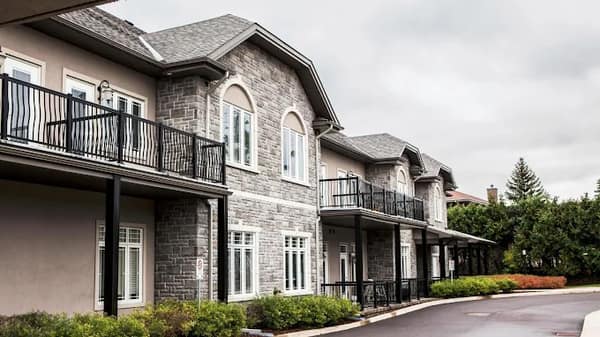 Venvi Windsor Park — exterior or featured photo