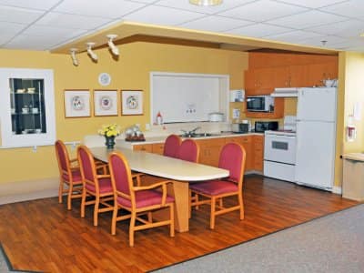Extendicare Lakefield — photo 3